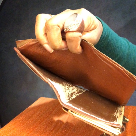 Louis Vuitton Monogram Porte monnaie Viennoise Bifold kiss lock wallet - Picture 9 of 11